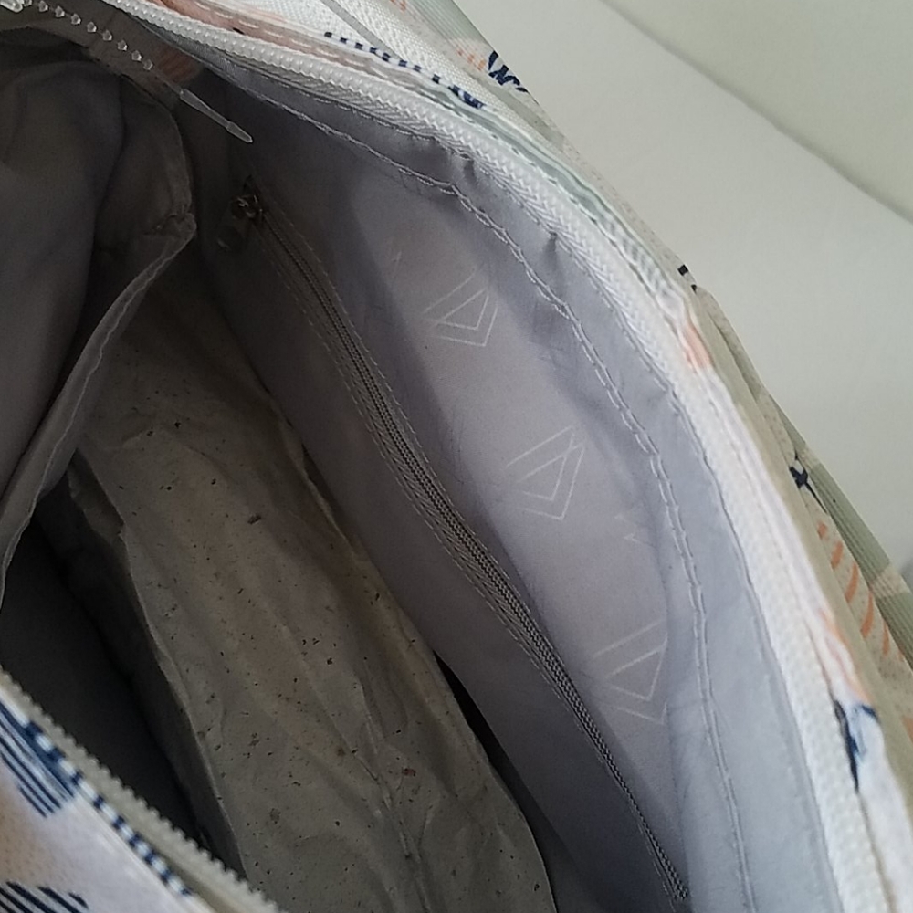E.T.A. Purse - Picture 9 of 16